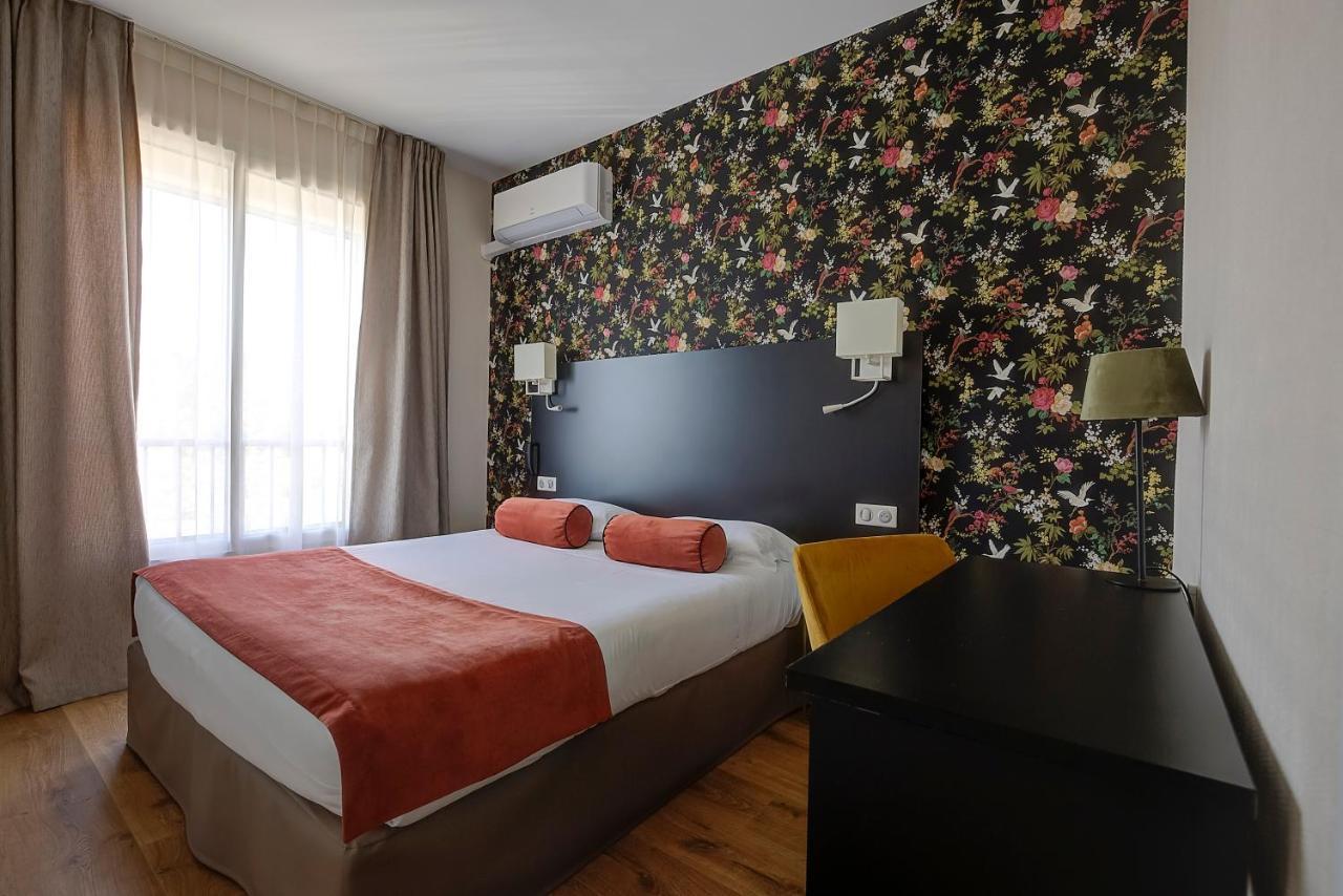 Brit Hotel Europ Bergerac Bagian luar foto